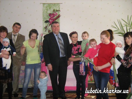 Міський голова у Харківському обласному Центрі матері та дитини