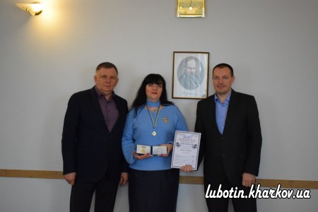Ларисі Євгеніївні Глущенко присвоєно почесне звання «Заслужений артист естрадного мистецтва України»