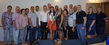 Міський голова і депутатський корпус м. Люботина привітали колегу, нашу люботинку Катерину Резнік, із високими спортивними досягненнями