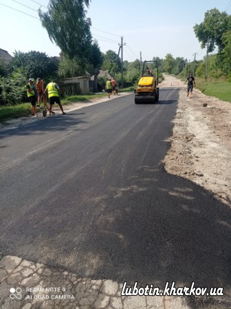 Проведено поточний ремонт чергової ділянки дороги по вулиці Полтавський шлях.