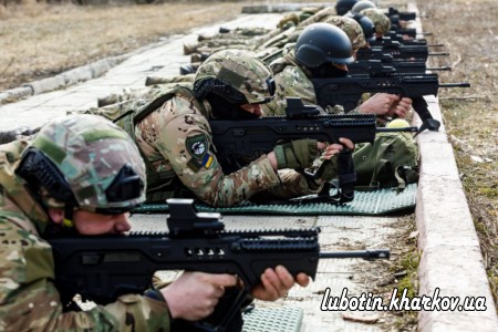 Бійці «Гвардії Наступу» тренуються в умовах, наближених до бойових