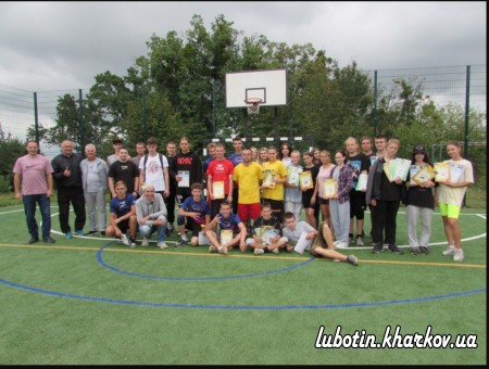 Спортивні змагання до Дня молоді в Україні!